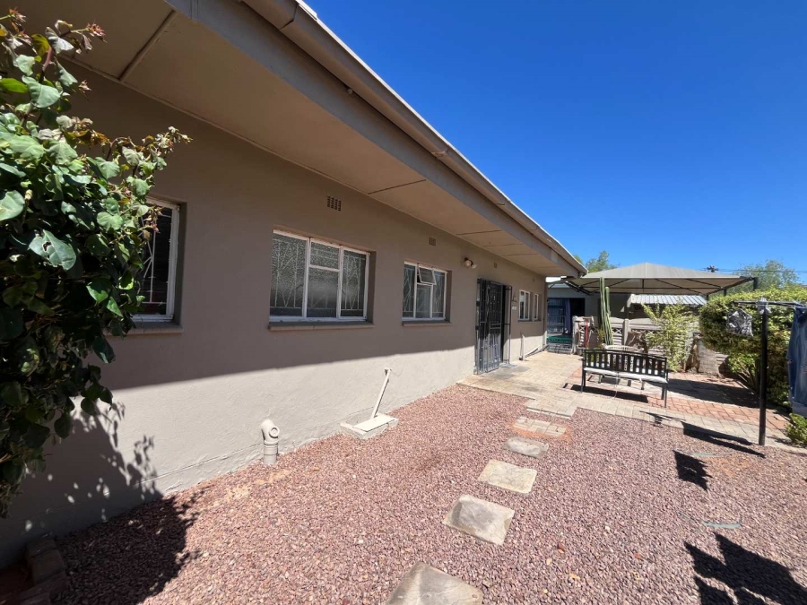 5 Bedroom Property for Sale in Oosterville Northern Cape